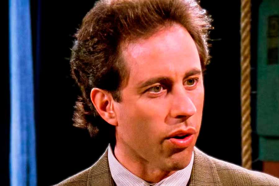 Симпсоны спародировали легендарного комика во второй раз через 35 лет Симпсоны спародировали легендарного комика во второй раз через 35 лет